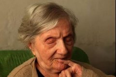 帕金森病无法根治，康复治疗还有什么意义？帕金森日