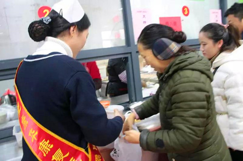  合肥康华康复医院“粥”到服务，情暖腊八