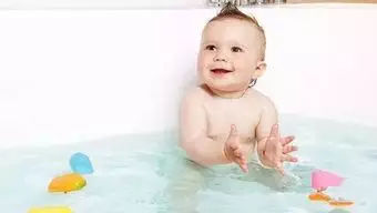 原来水疗对宝宝有这么多好处患儿