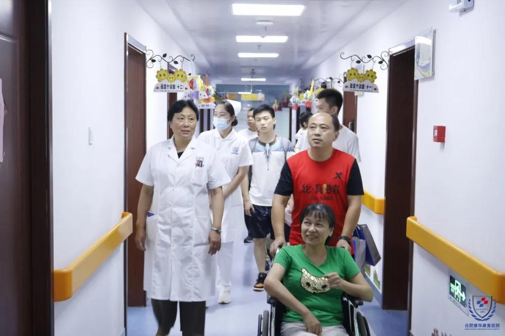中国好人公益专访，乘风破浪的轮椅姐姐李文